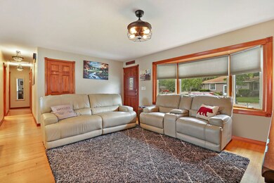 201 Clay St, Algonquin, IL 60102 - photo 7