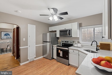 60 Palethorpe Ave, Clementon, NJ 08021 - photo 6