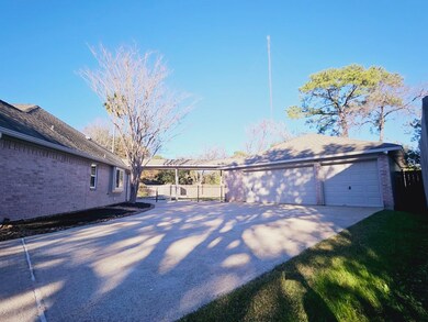 8606 Concerto Cir, Houston, TX 77040 - photo 3