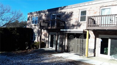 5 Apple Valley Pkwy unit 12, Greenville, RI 02828 - photo 3