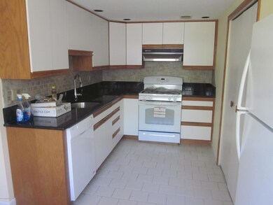 2007 Westfield St unit 2009, Oakhurst, NJ 07755 - photo 7