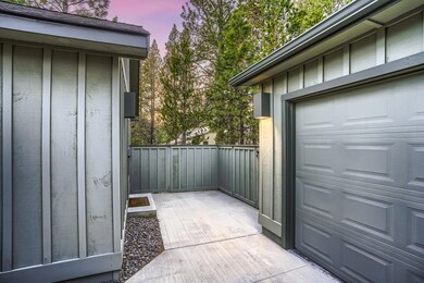 17720 Red Wing Ln, Sunriver, OR 97707 - photo 5