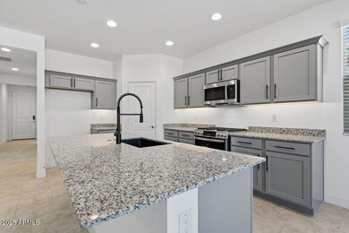 17184 W Saddle Horn Trail, Surprise, AZ 85387 - photo 4