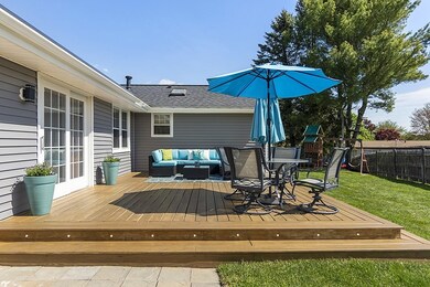 1 Massasoit Ln, South Dartmouth, MA 02748 - photo 3