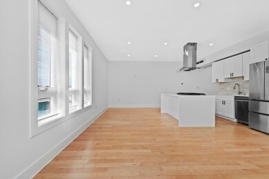 178 Washington Ave unit 305, Chelsea, MA 02150 - photo 2