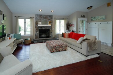 22193 Robinsway-105