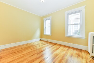 652 South St unit 1, Roslindale, MA 02131 - photo 4