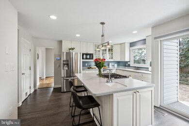 220 Cherry Hill Ln, Laurel, MD 20724 - photo 2