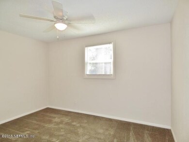 6735 Miss Muffet Ln N, Jacksonville, FL 32210 - photo 5