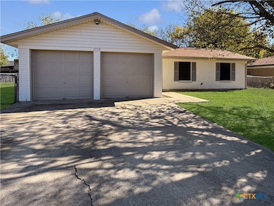 1710 Hooper St, Killeen, TX 76543 - photo 2