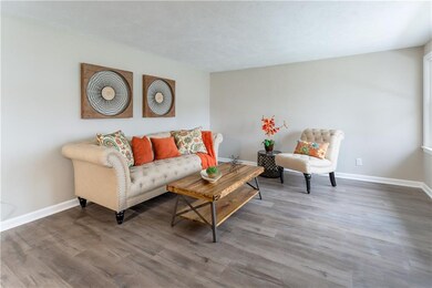 120 E 75th St, Anderson, IN 46013 - photo 2