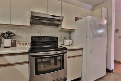 133 Franklin St unit 404, Stoneham, MA 02180 - photo 2