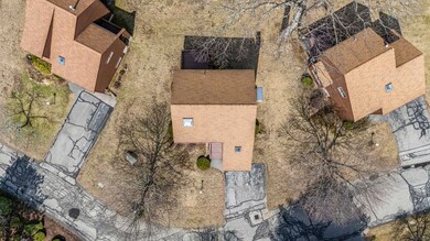 11 Gloucester Ln unit U33, Nashua, NH 03063 - photo 4