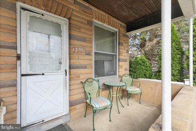 1236 Carbon St, Reading, PA 19601 - photo 3