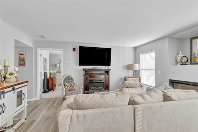 Chandlers Lane Condominiums, Olmsted Falls, OH 44138 - photo 4