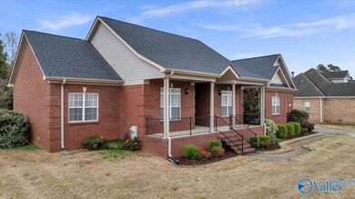 230 Twin Lakes Dr, New Market, AL 35761 - photo 7