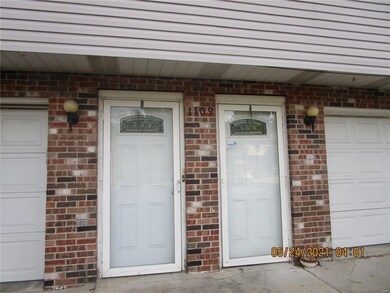 1109 Apache Dr unit A & B, Collinsville, IL 62234 - photo 2