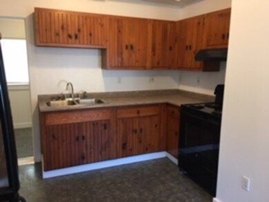 218 E Main St, Orange, MA 01364 - photo 7