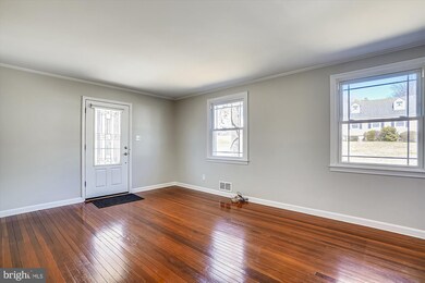 1809 Cromwood Rd, Parkville, MD 21234 - photo 2