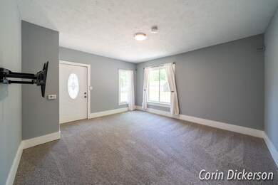 518 N Niles St., Paw Paw, MI 49079-7