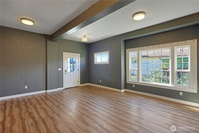 277 SW Lewis St, Chehalis, WA 98532 - photo 3