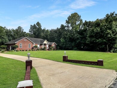 204 Riverview Dr, Bainbridge, GA 39817 - photo 2