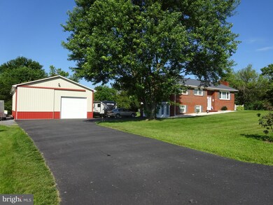 10204 Orenda Dr, Greencastle, PA 17225 - photo 3