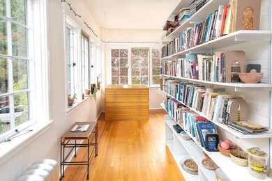 16 Maple Ave unit 2, Cambridge, MA 02139 - photo 4