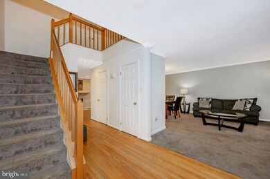 12234 Apache Tears Cir, Laurel, MD 20708 - photo 4