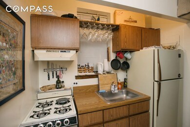 126 E 83rd St unit 2-C, New York, NY 10028 - photo 4