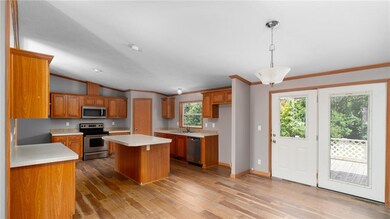 100 N Fishmarket Rd, McLoud, OK 74851 - photo 5