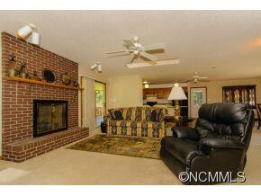 150 Lakeview Acres Dr, Asheville, NC 28806 - photo 3