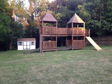 518 Jackson Dr, Apollo, PA 15613 - photo 2