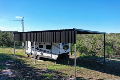 725 County Road 246, Hondo, TX 78861 - photo 5