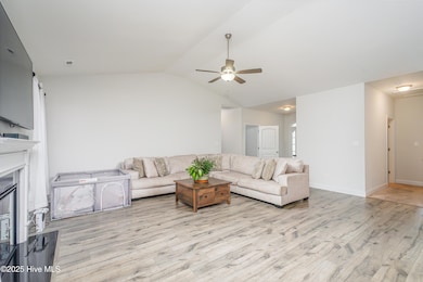 901 Nubble Ct, Sneads Ferry, NC 28460 - photo 5