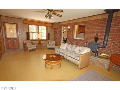 Den/Family/Great Room - Family room with sliding g