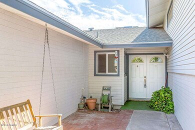 07 Front Walk