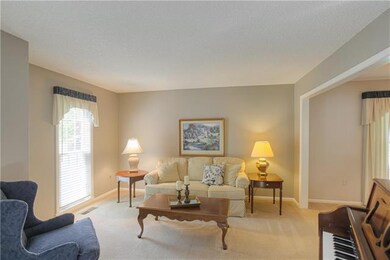 13706 W 77th Terrace, Shawnee, KS 66216 - photo 4