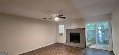 1008 Pine Tree Trail, Atlanta, GA 30349 - photo 4
