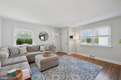 229 E Front St, Media, PA 19063 - photo 4