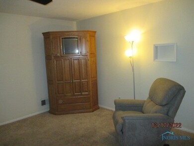 2133 Keen Ave, Toledo, OH 43611 - photo 2