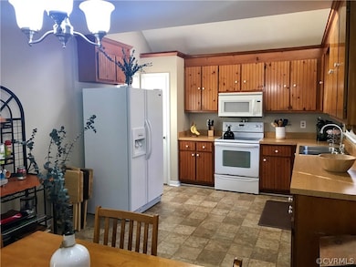 11518 Leiden Ln, Midlothian, VA 23112 - photo 7