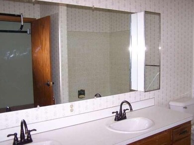 15321 W North River Rd, North Platte, NE 69101 - photo 3