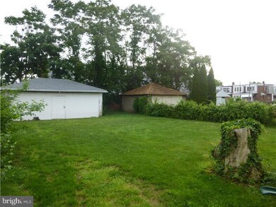 713 Greenway Ave, Darby, PA 19023 - photo 7