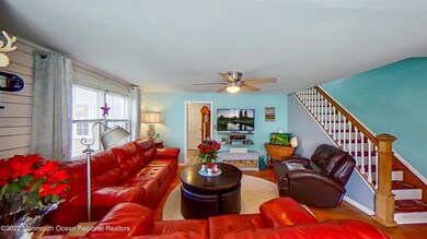 833-Lakeview-Way-02092022_095016