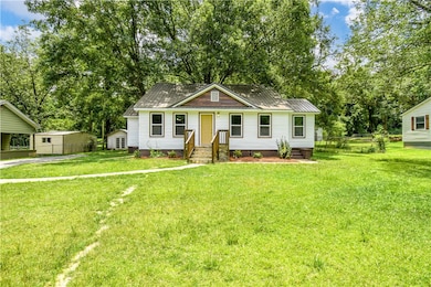 1706 Simpson St, Alexander City, AL 35010 - photo 2