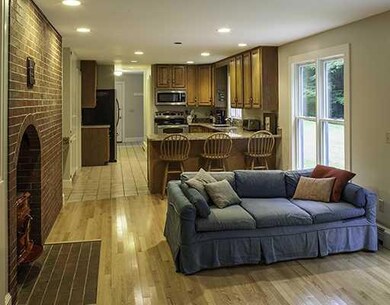 47 Snowdrift Ln, Yarmouth, ME 04096 - photo 3