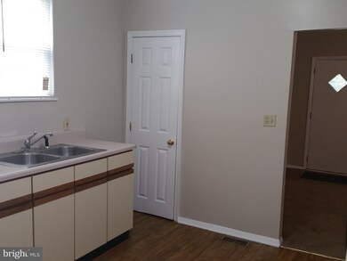 4801 Holder Ave unit 1, Baltimore, MD 21214 - photo 4