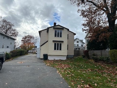 699 Chestnut St unit 1, Manchester, NH 03104 - photo 2