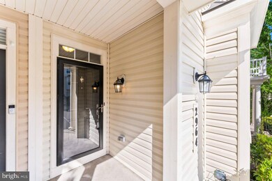 2964 Chinkapin Oak Ln, Woodbridge, VA 22191 - photo 3